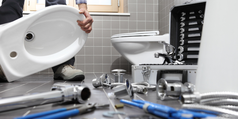 Are You a DIY Plumber? Here are 4 Reasons Not to Use Chemical Drain Cleaners